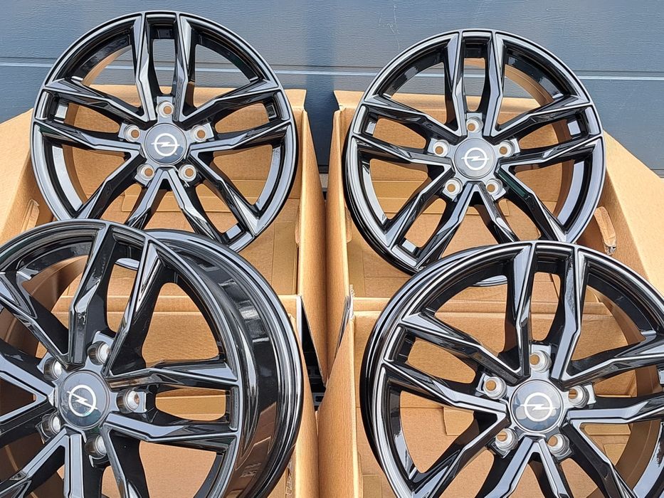 Alufelgi 16' Opel Vivaro 5x118 ET40 Nośność 900Kg CZARNE DM05