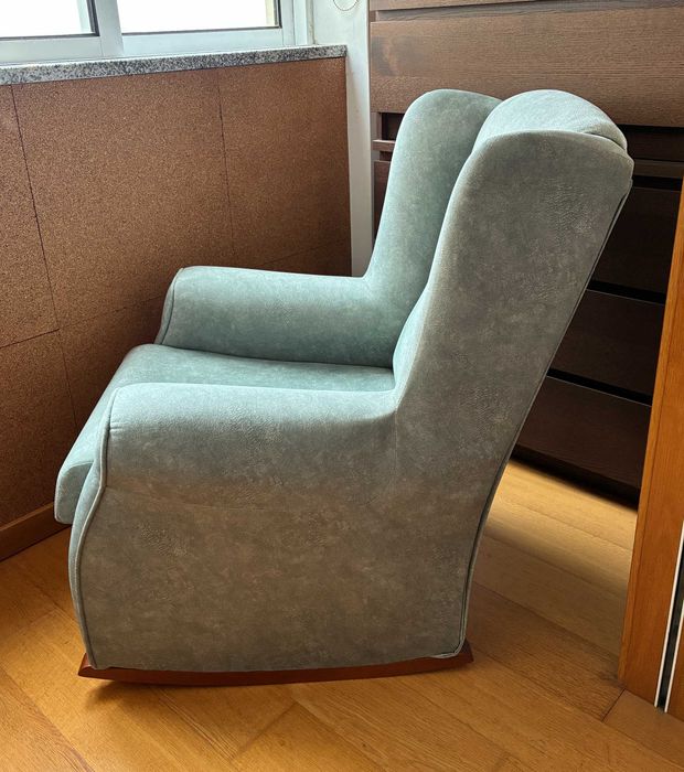 Sofá individual de balanço