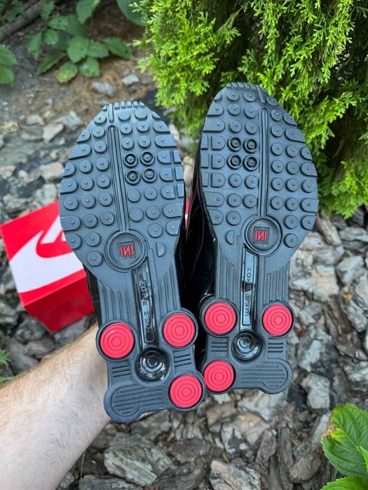 Кросовки Nike SHOX R4 найк 41,42,43,44,45 кросівки чорні шокс
