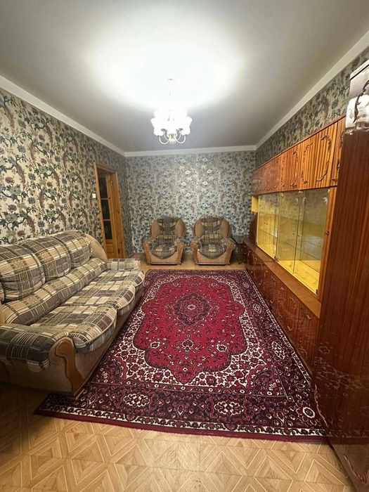 Продам 2 ком. квартиру пр. Добровольского