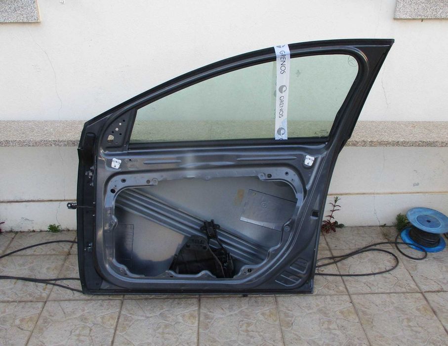 Porta frente direita para Volvo V40 Hatchback (2014) 2013-2019