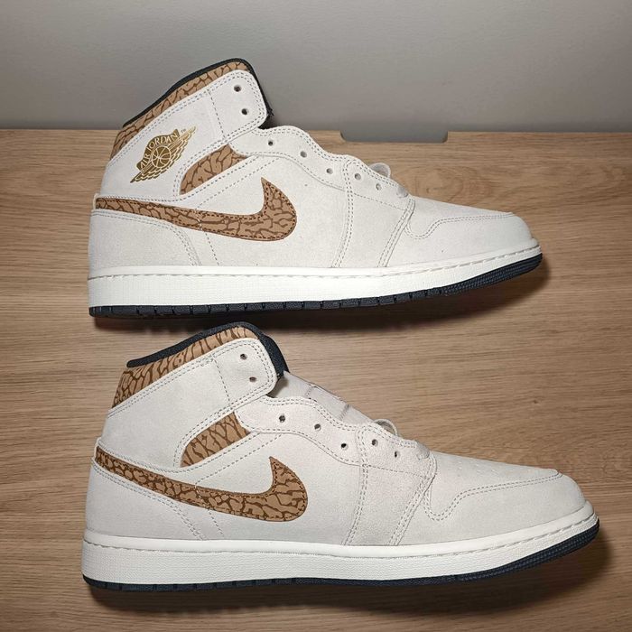 Air Jordan 1 Mid SE r. 45,5 (29,5 cm) Lt Orewood Brn/Metallic Gold