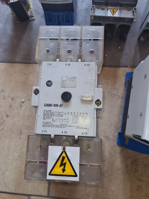 Zestaw wyłączników do centrum numerycznego TZC