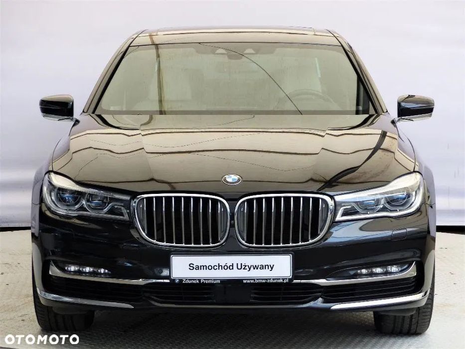 BMW Seria 7 BMW Seria 7 750Li xDrive Long
