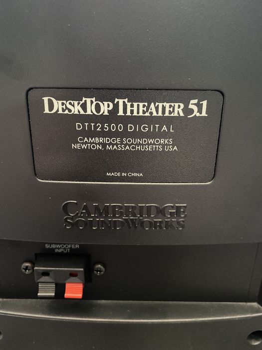 Colunas audio Cambridge Movie Works