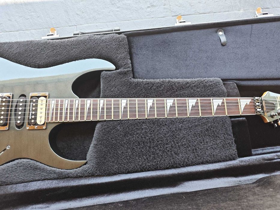 Ibanez RG R 570  Iron Pewter