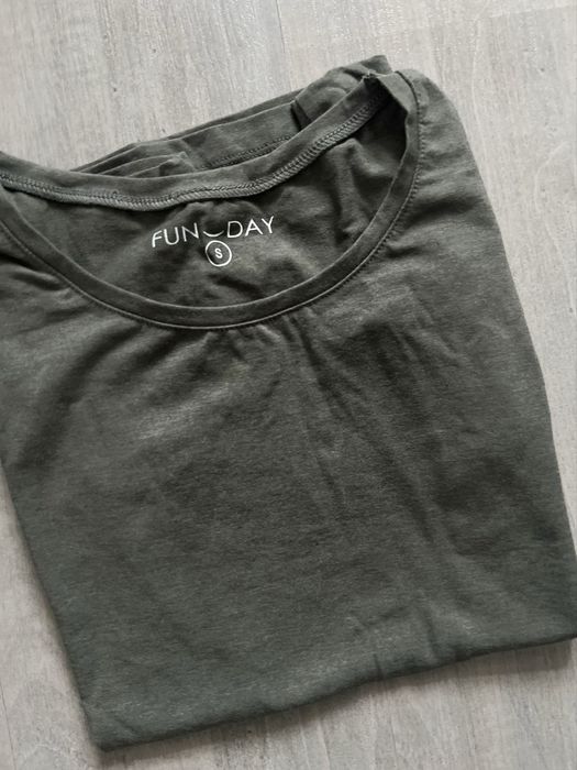 Футболка /колір хакі/ приємно-зелений