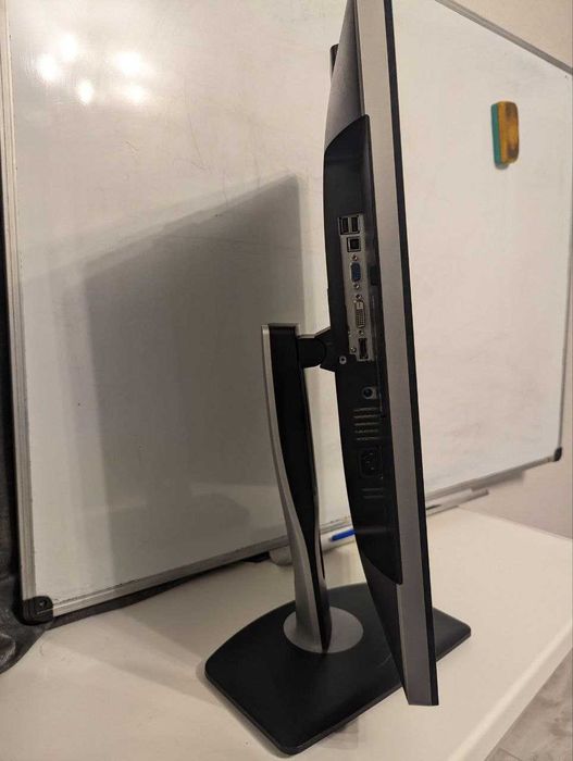 Монітор Dell U2412Mb