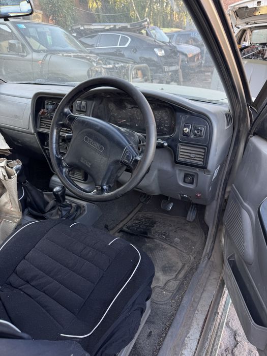 Розбираємо Opel Campo, D-Max, isuzu pickup