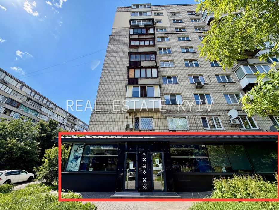 Без % Аренда фасадного помещения 355 кВ.м., ул Б. Гаврилишина (Ванди Василевской) 11 метро КПИ