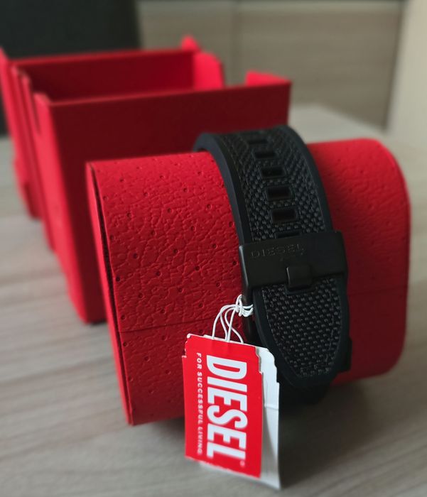 Diesel Mega Chief Zegarek męski - Nowy