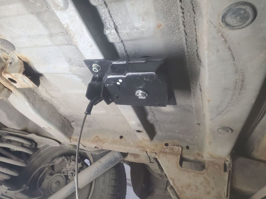 Кріплення(лебідка) запаски Фольц. Шаран,Ф. Галаксі,С. Алхамбра