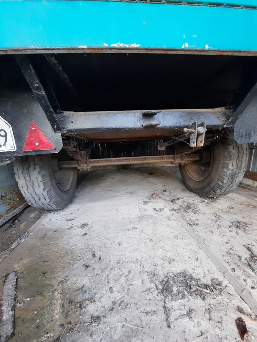 Причеп тракторний / прицеп тракторный