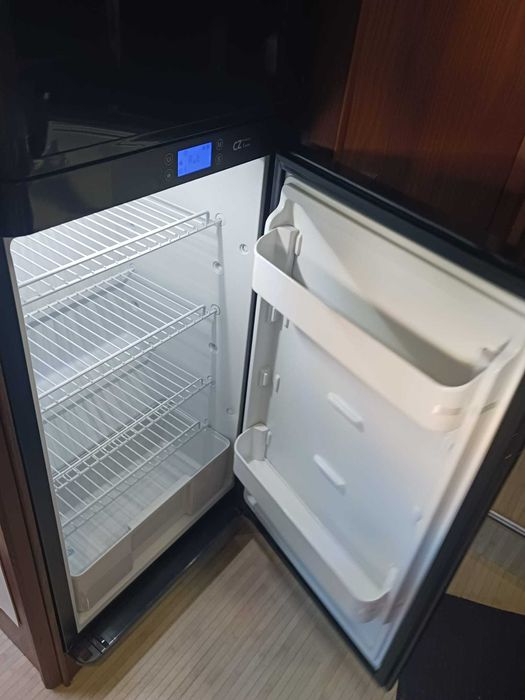 Frigorífico CZ RV140 12V/24V (140L) (Autocaravana / Campervan)
