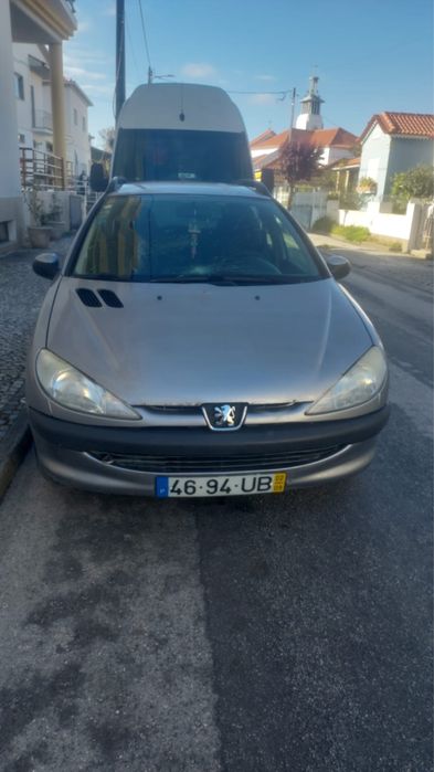 Carro peugeot 2002