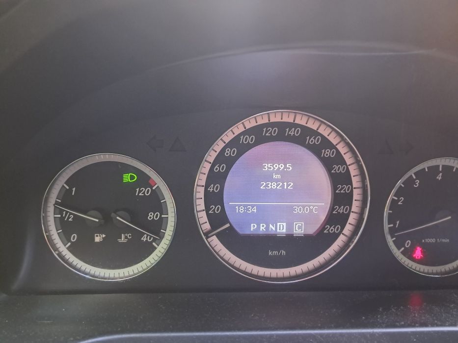 Mercedes c180 w204 2008r