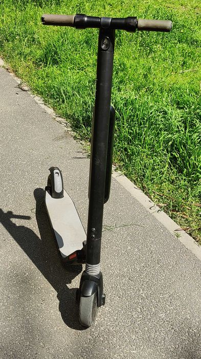 Електросамокат ninebot es2  segway найбот