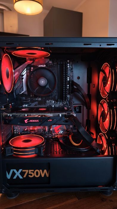 Komputer stacjonarny gamingowy AORUS 16gb RAM, ryzen 5, rx570, ARGB