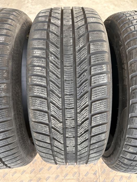 Резина зимная.   Continental.   235.45.18    Romania
