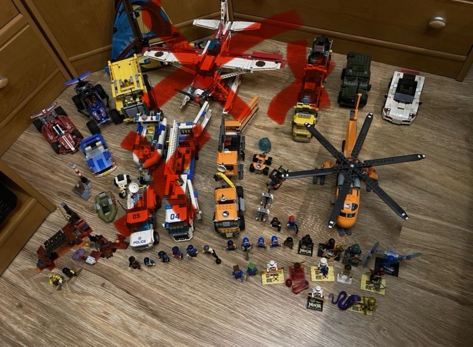 Lego набори + міні фігурки