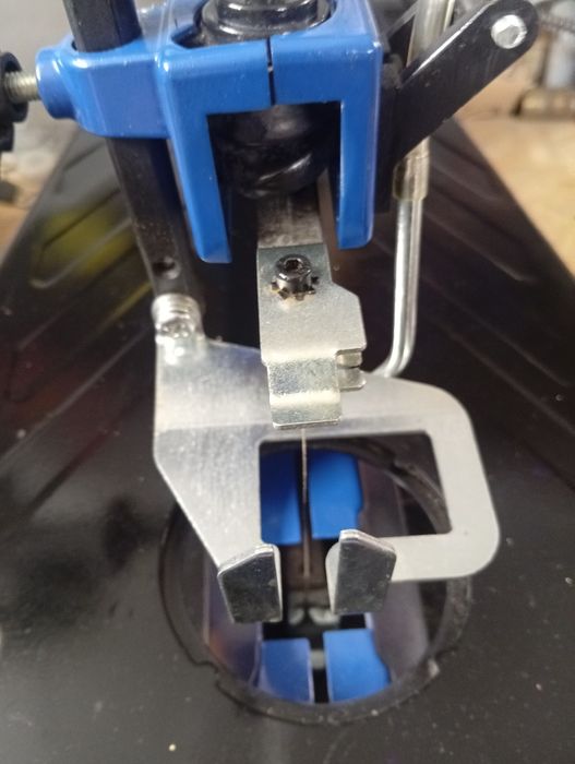 Piła wyrzynarka włosowa stołowa profesjonalna