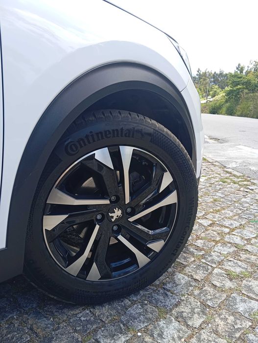 Peugeot 2008 allure pack 1.5 blueHDI