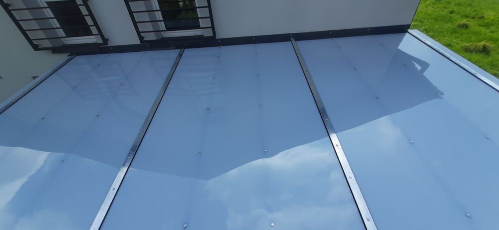 Poliwęglan lity gr od 2 do 10mm 305-700x210cm, daszki, tarasy, pergole
