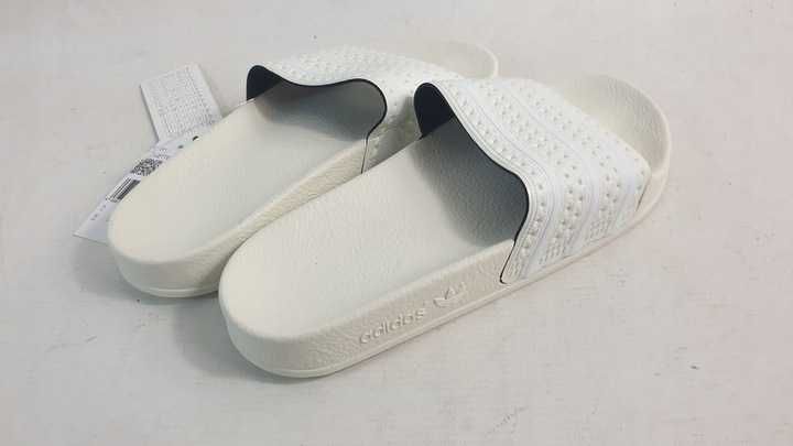 adidas Klapki adilette Slides IE9619 Białyr.39