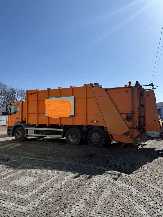 Сміттєвоз (Мусоровоз) Mercedes Benz