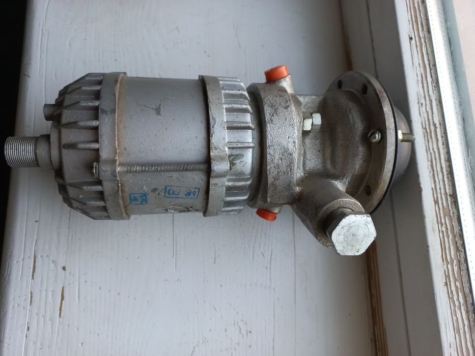 Насос паливного бака КрАЗ-260 БЦН б/у