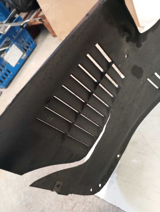 Cave de Roda Frente Esq / Drt Audi A3 / S3 — Par ou Unidade
