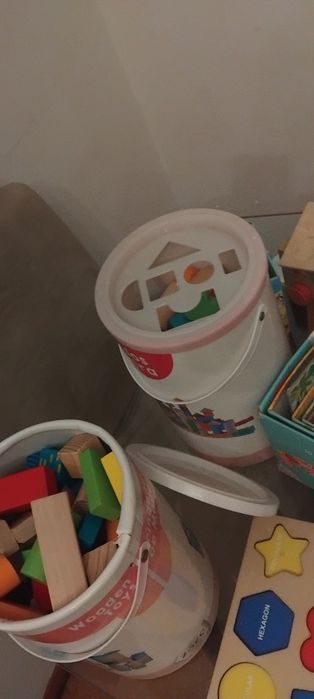 Varios brinquedos