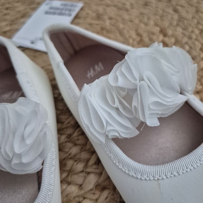 H&M * nowe * balerinki * Białe 23