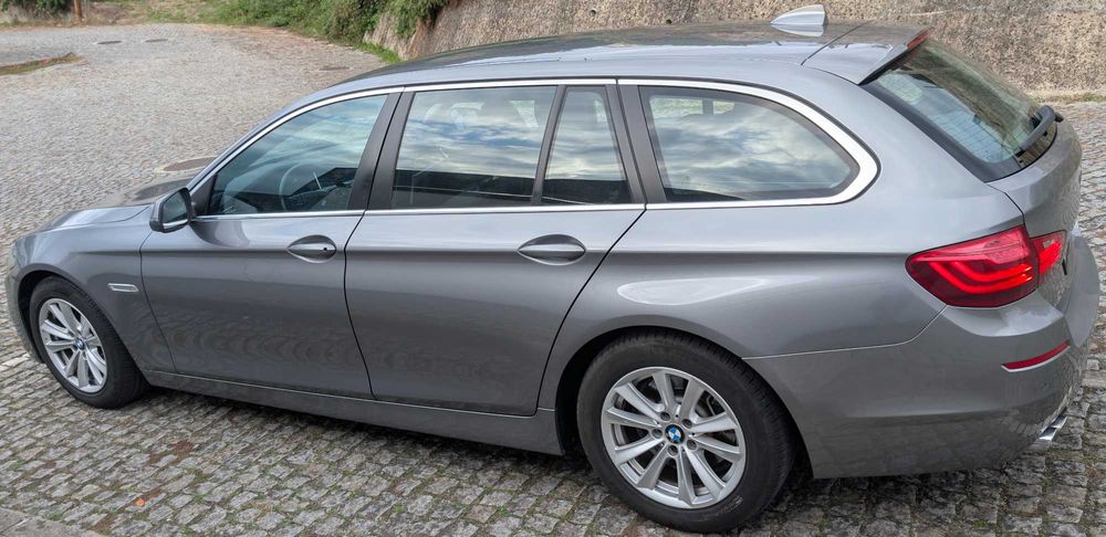 BMW 520 d Line Luxury Auto 190 cv