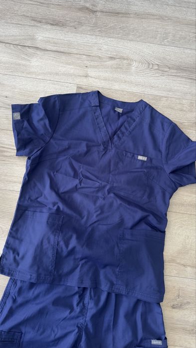 Komplet medyczny, scrubs