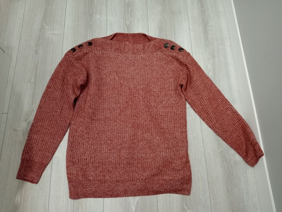 Nowy sweter damski