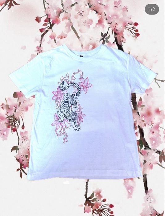 Футболка нова біла