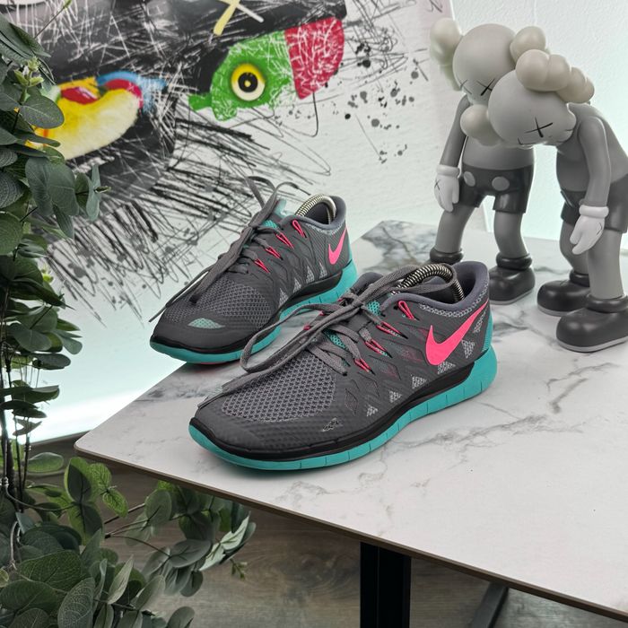Кросівки Nike Free Rn 39 розміи E705