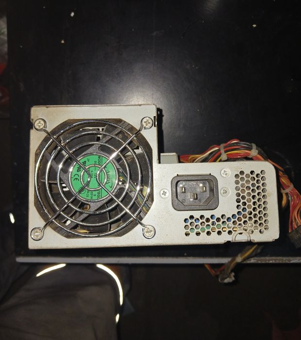 Блок живлення для комп'ютерів