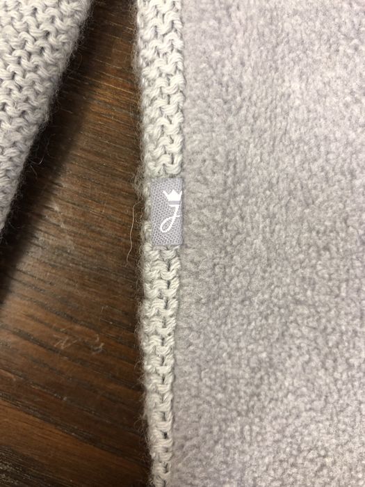Conjunto Jacadi gorro cachecol e luvas tamanho 1-2 anos