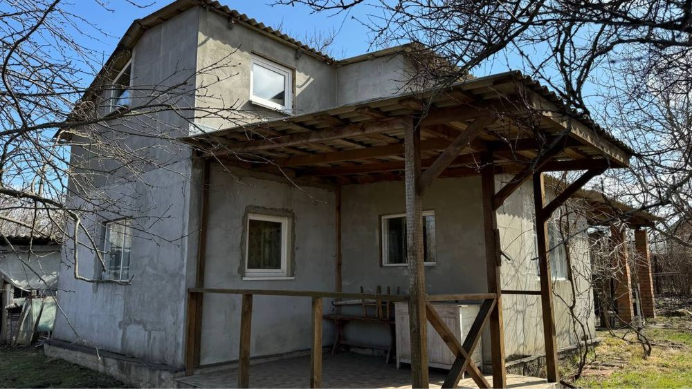 Продається будинок в с.Потіївка, 100 км від Києва, траса Київ-Одеса