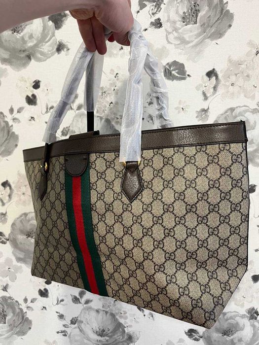 Сумка Gucci medium Ophidia GG