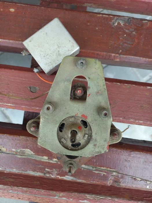 Моторчики від старої техніки