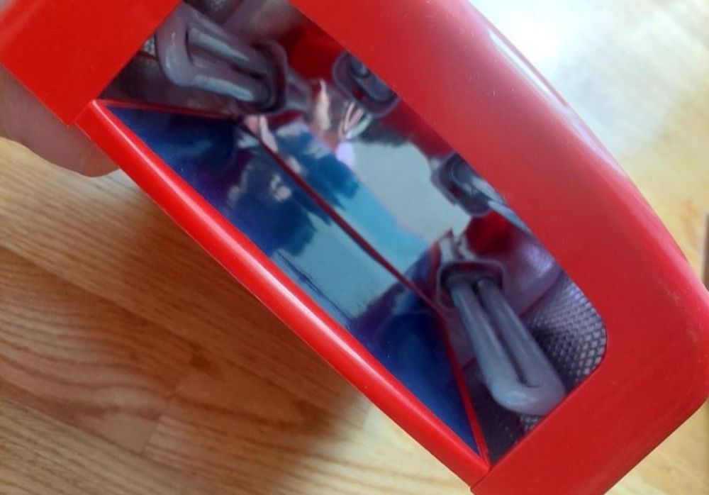 UV лампа для манікюру