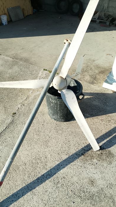 Turbina gerador eólico vento usado  12v 3000w