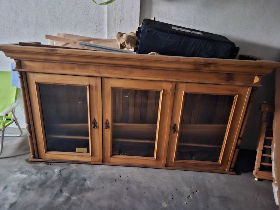 Movel em madeira rustica - Entroncamento