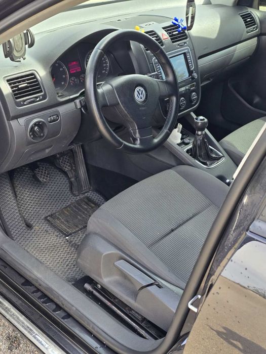 Volkswagen Jetta 5