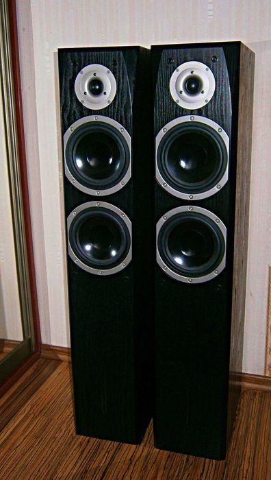 КОЛОНКИ напольные  SVEN - HP 760 F цена за пару 7000 гр.