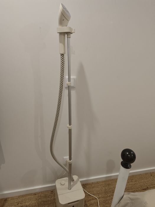 Ferro a vapor vertical  como NOVO..