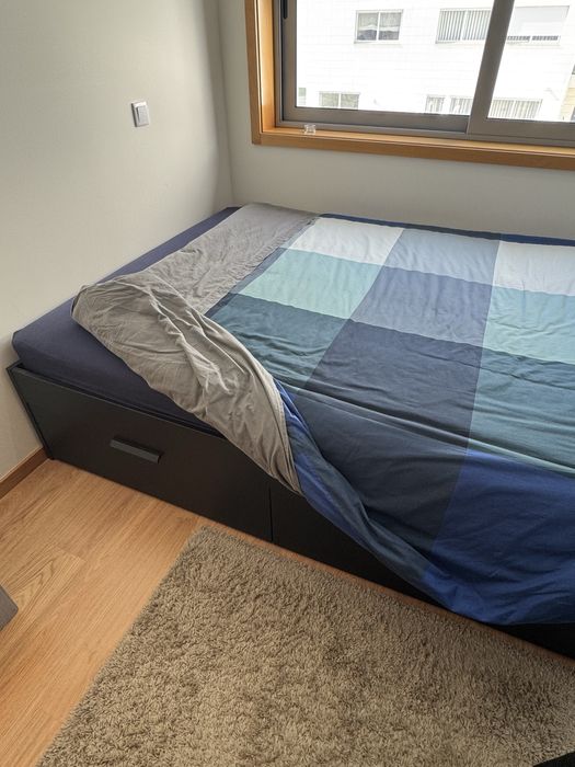 Cama de casal (160x200)